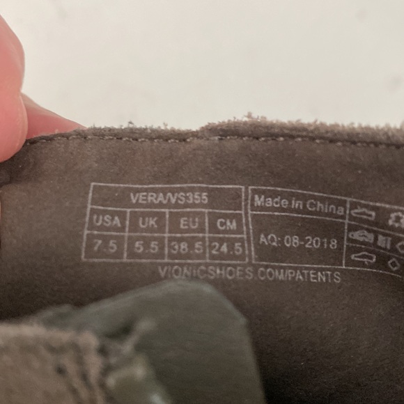 Vionic Booties - Picture 4 of 5